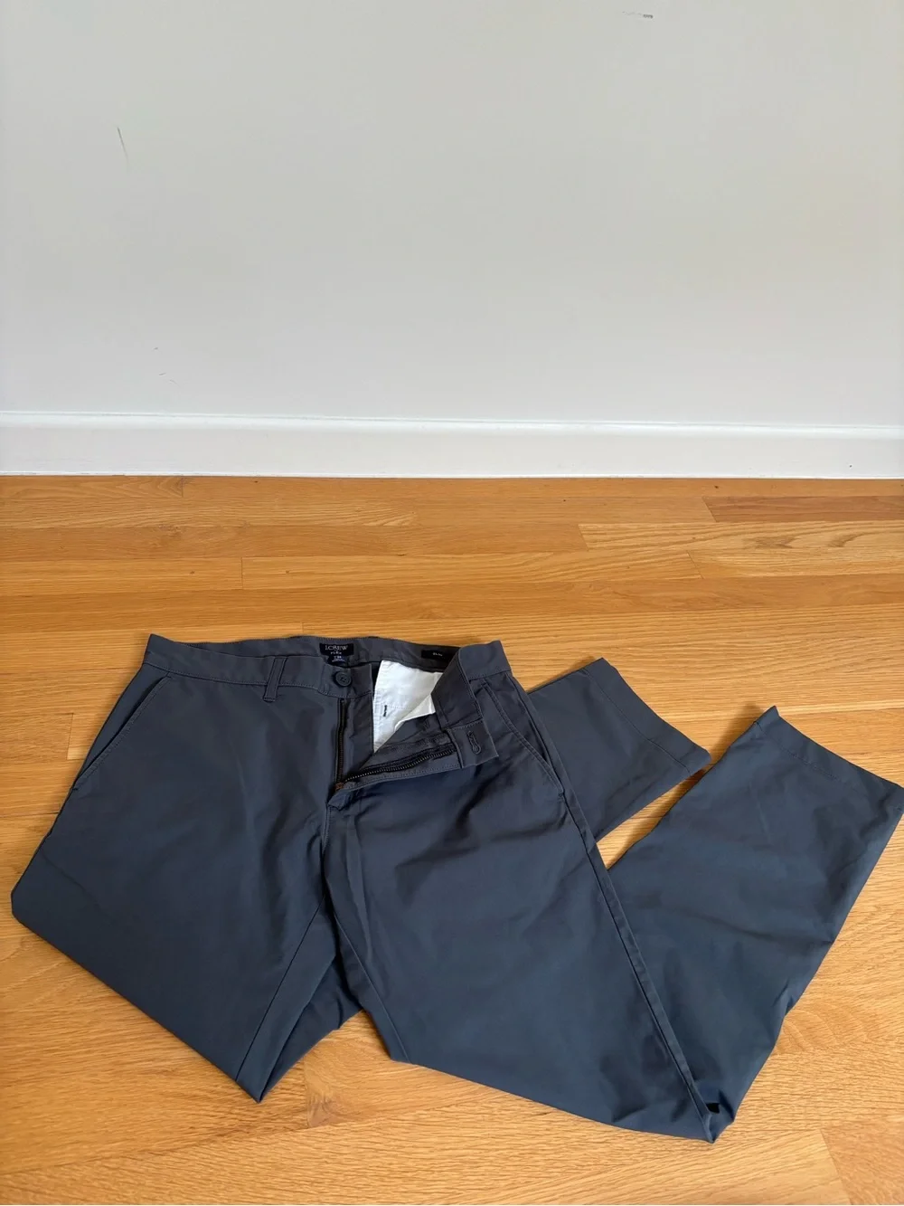 JCrew Men’s Slim Stretch Pants